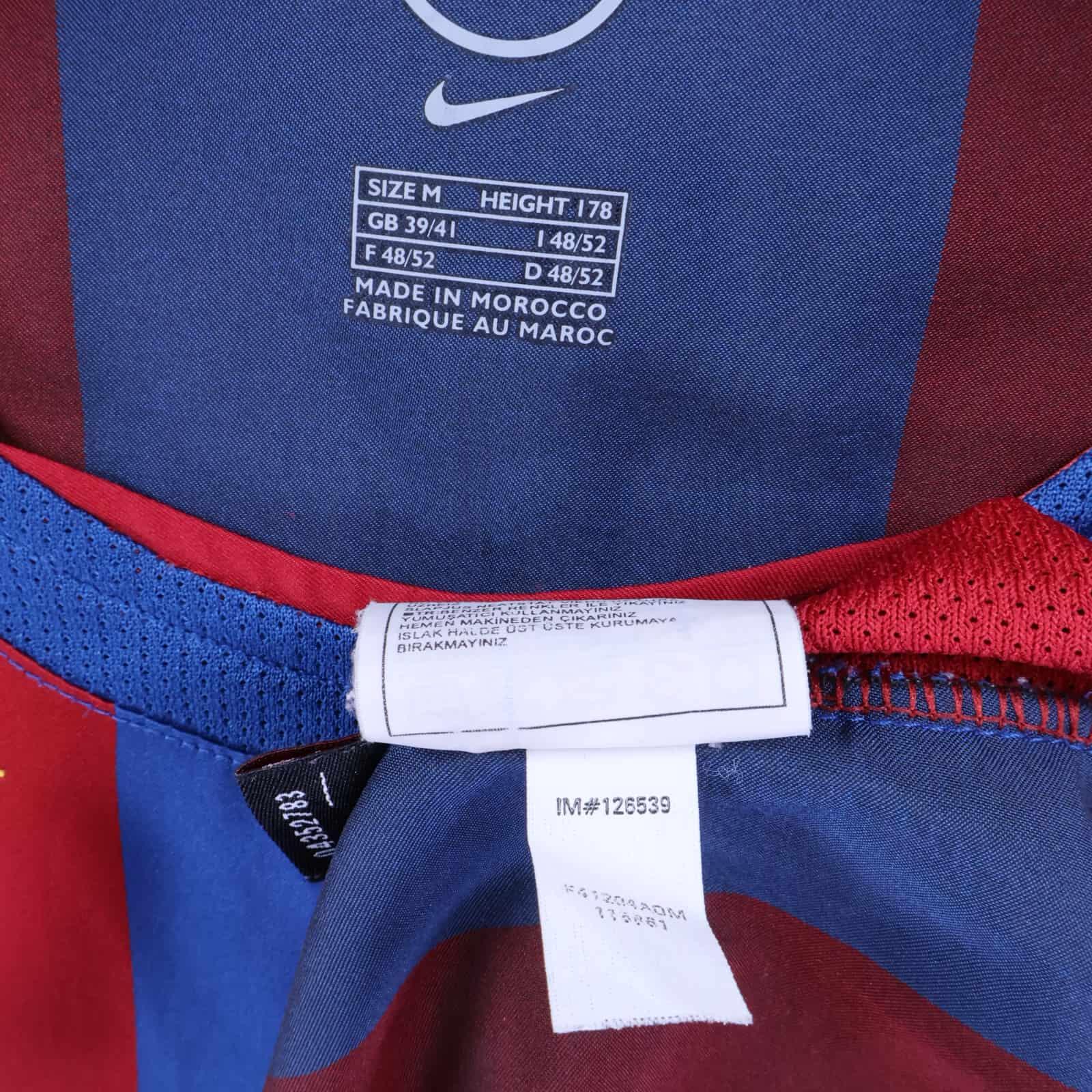 Barcelona Ronaldinho #10 2004/05 Home Shirt - M