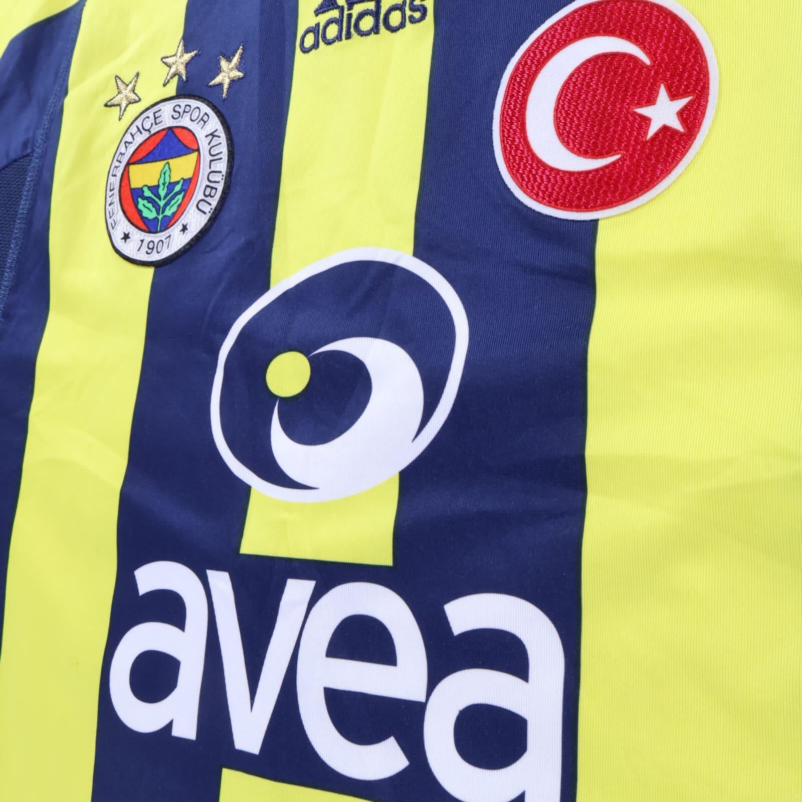 Fenerbache Sk Anelka #39 2004/05 Home Shirt - L