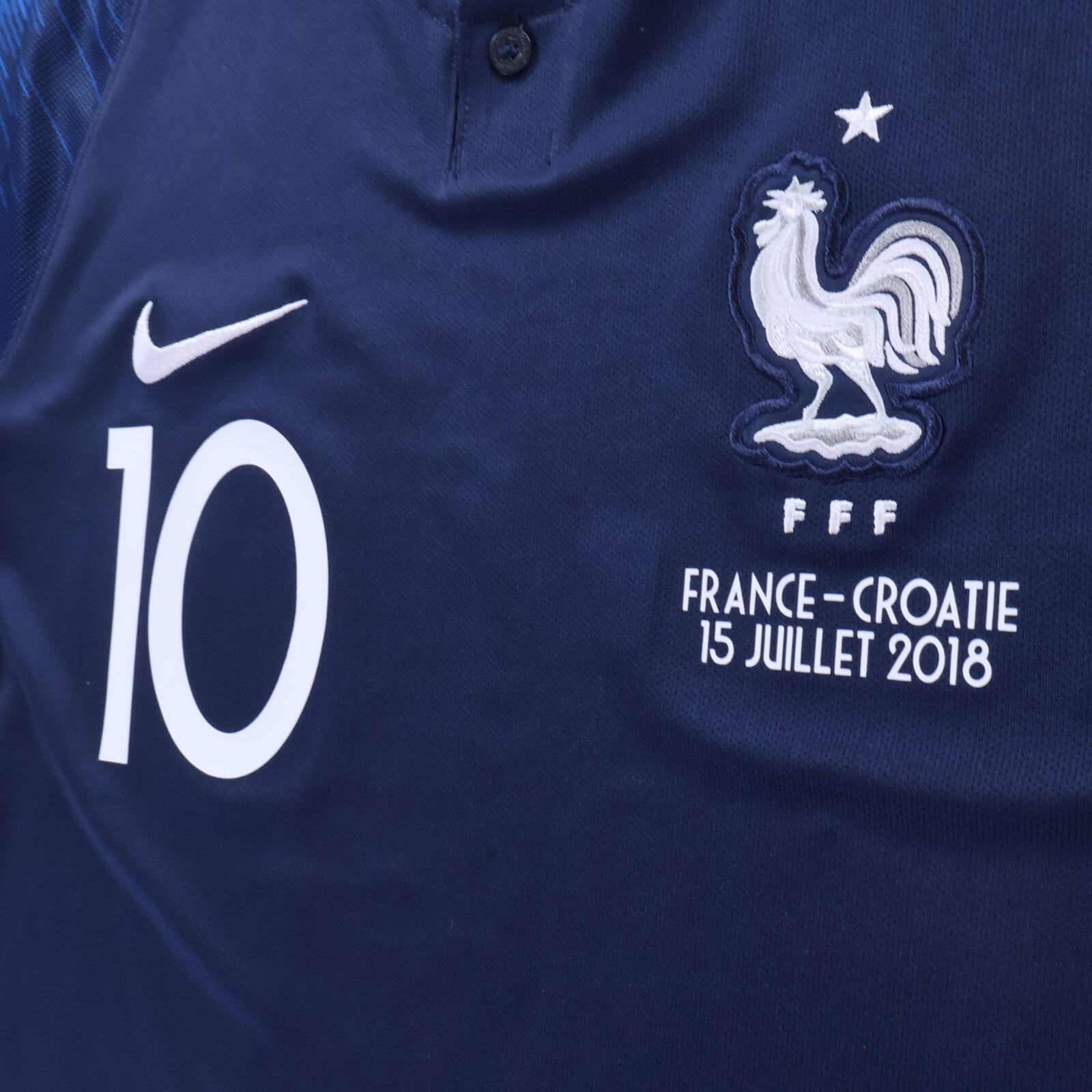 *MINT* France Mbappé #10 2018/19 Home Shirt - M