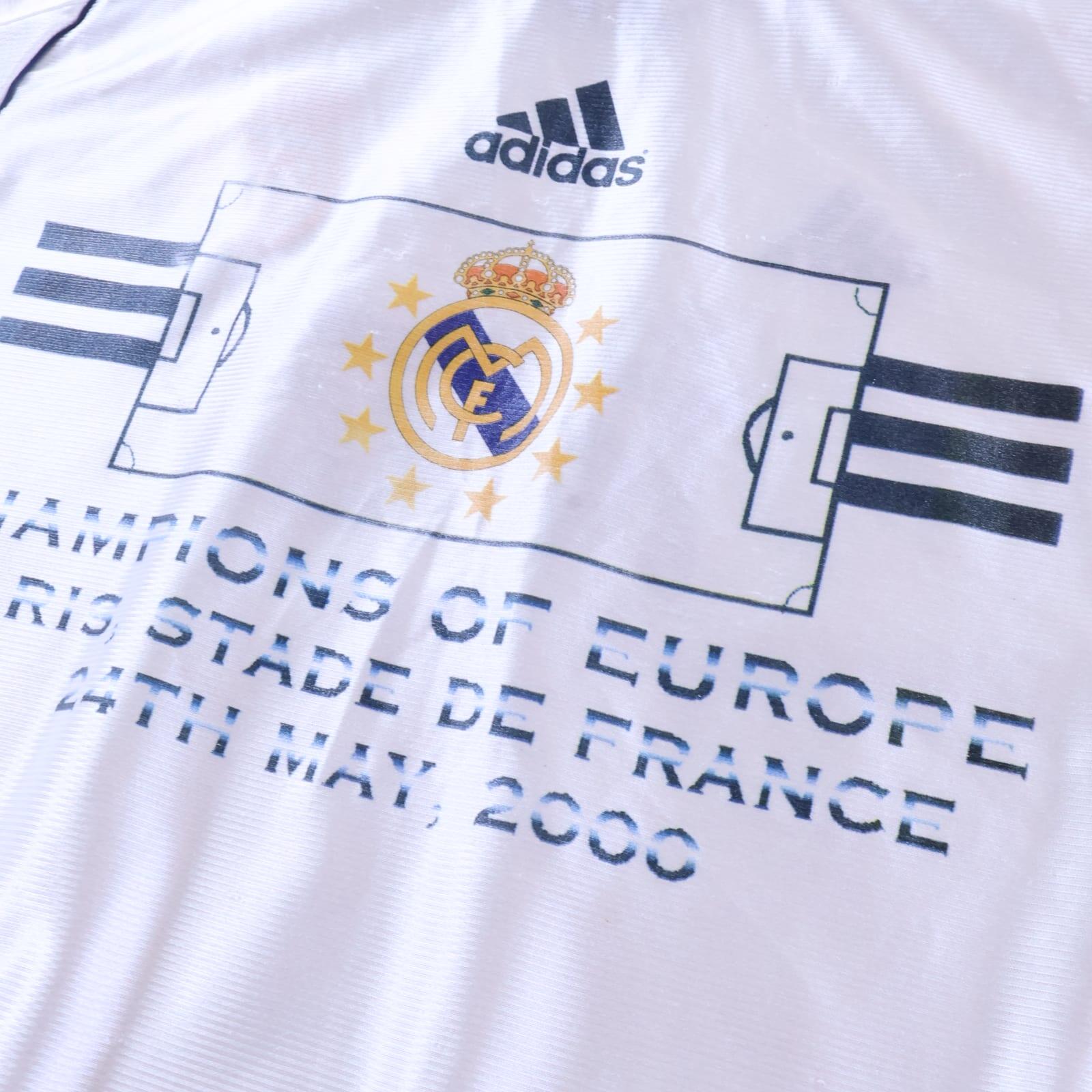 Real Madrid 1998/00 Away Shirt - M