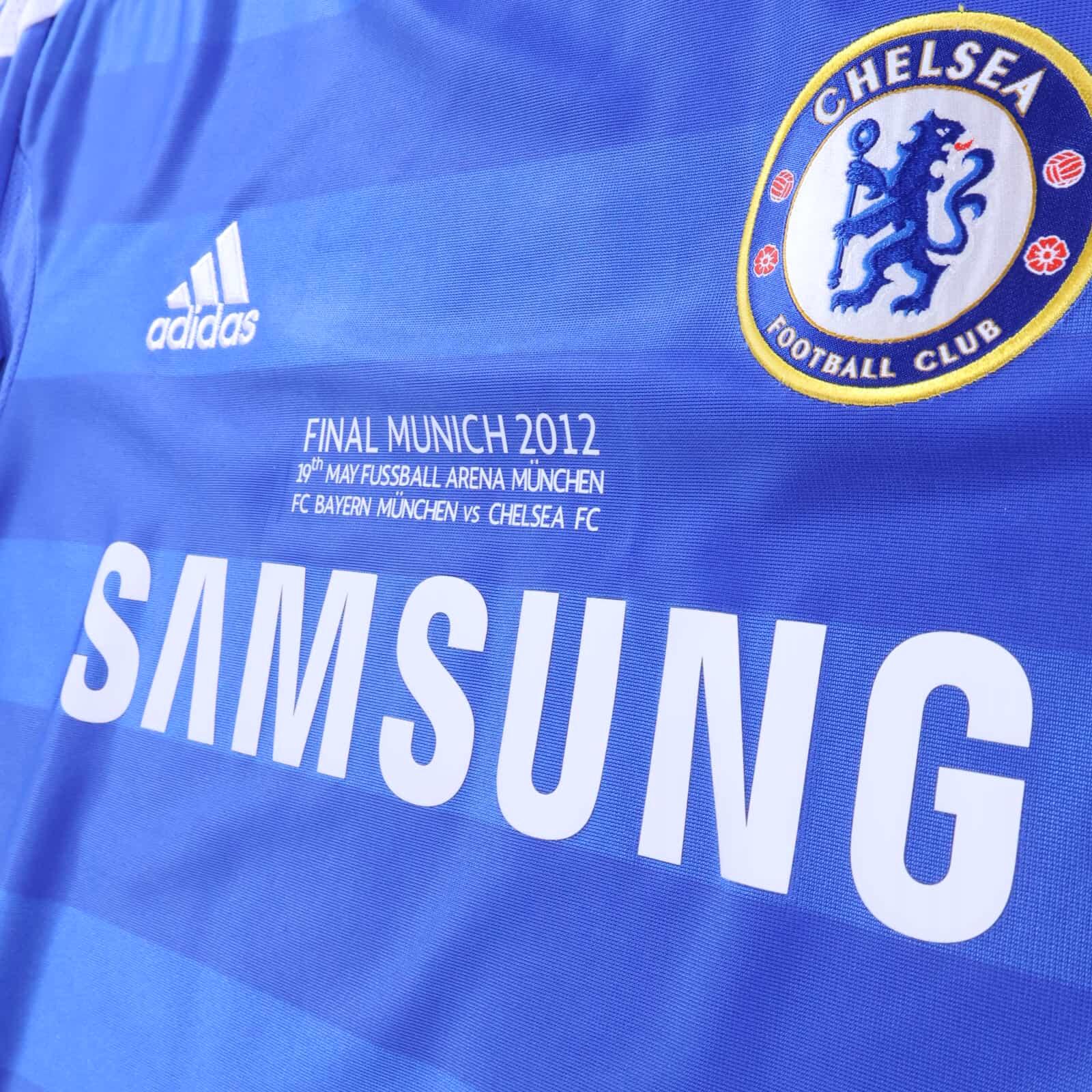 Chelsea Drogba #11 2011/12 Home Shirt - XL