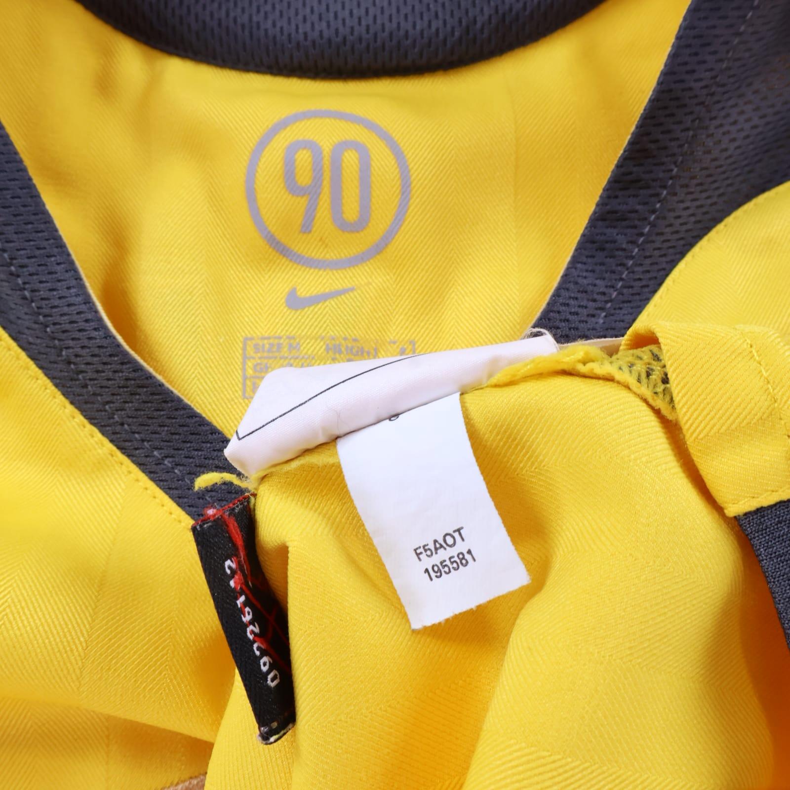 Arsenal Reyes #9 2005/06 Away Shirt - M