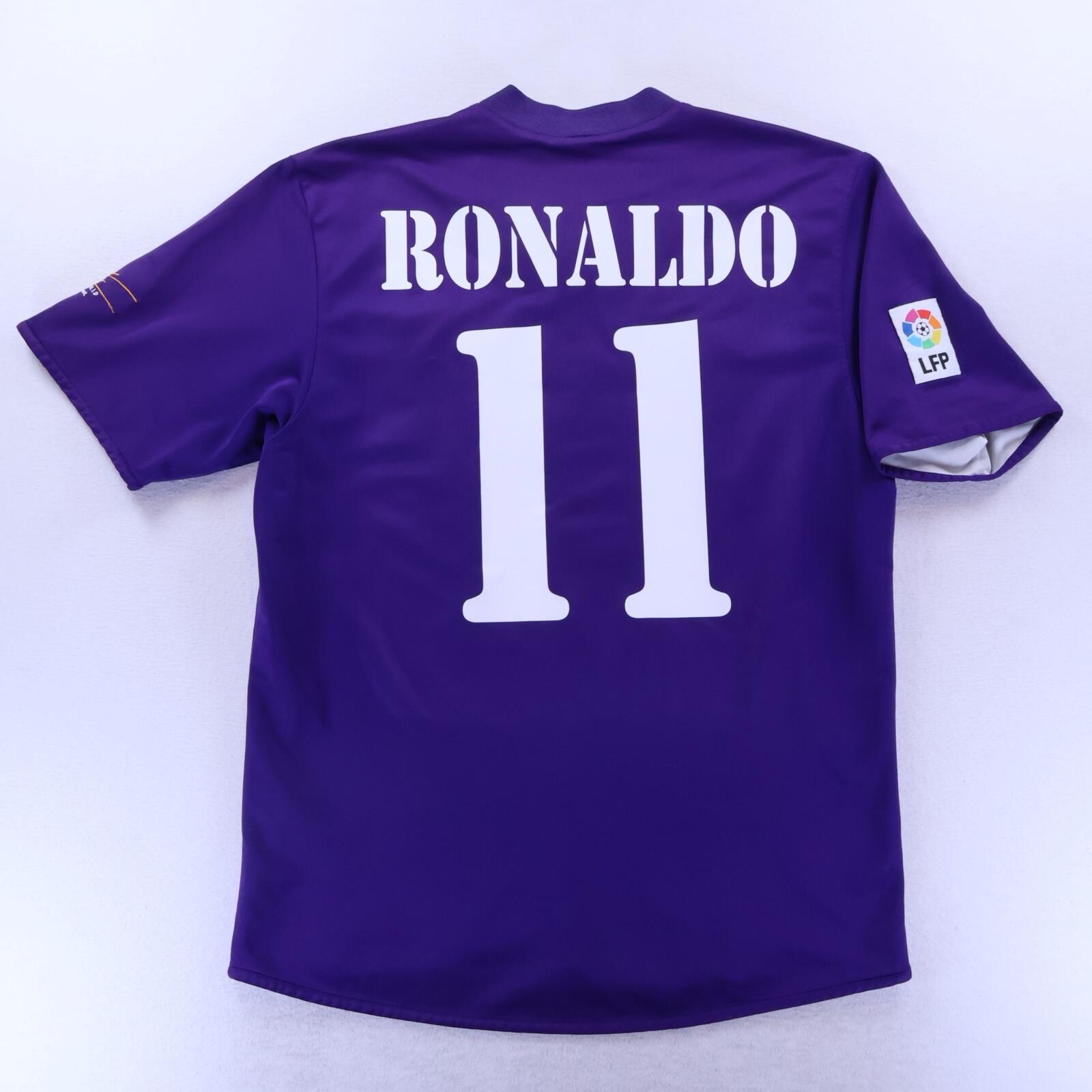 Real Madrid Ronaldo/Figo #7 2002/03 Third Shirt - L