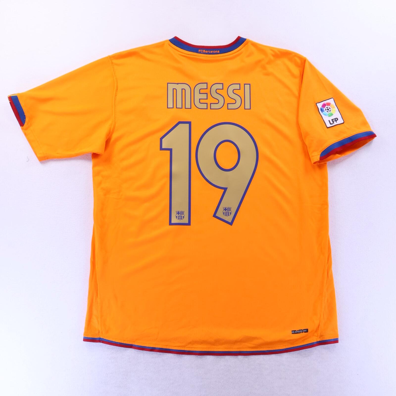 Barcelona Messi #19 2006/08 Away Shirt - L