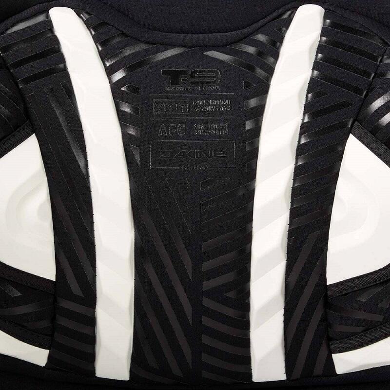 ! alt : 30f1b996-38b4-4050-b16b-102f53d05946 ! title : Dakine_T-9-CLASSIC-SLIDER-windsurf-harness-Black-4boards.co_.uk_.jpg ! desc : ! caption :