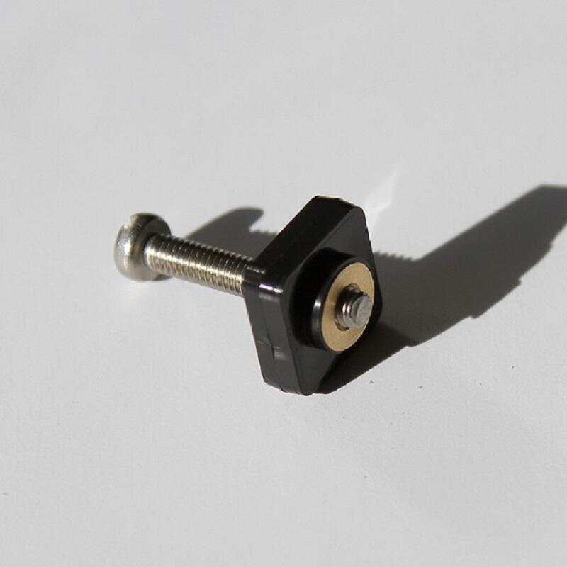 ! alt : ! title : K4-Fins-US-nut-and-bolt-1-4boards ! desc : ! caption :
