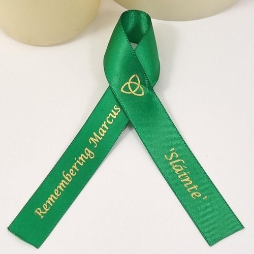 Celtic trinity knot. Irish funeral favour