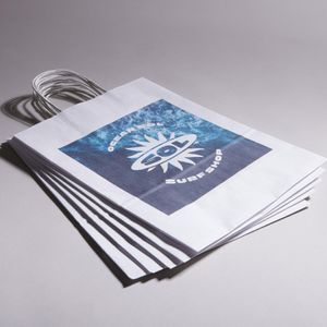 Recyclable white A5 size 210 x 190 x 80mm kraft paper bag for events