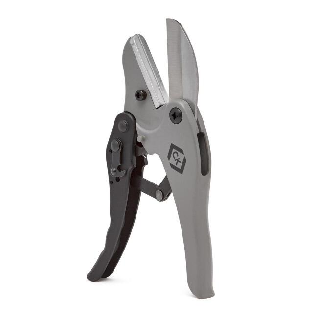 Heavy duty T2240 aluminium pipe and conduit cutter with stainless steel blade and five interchangeable anvils for straight and mitre cuts.