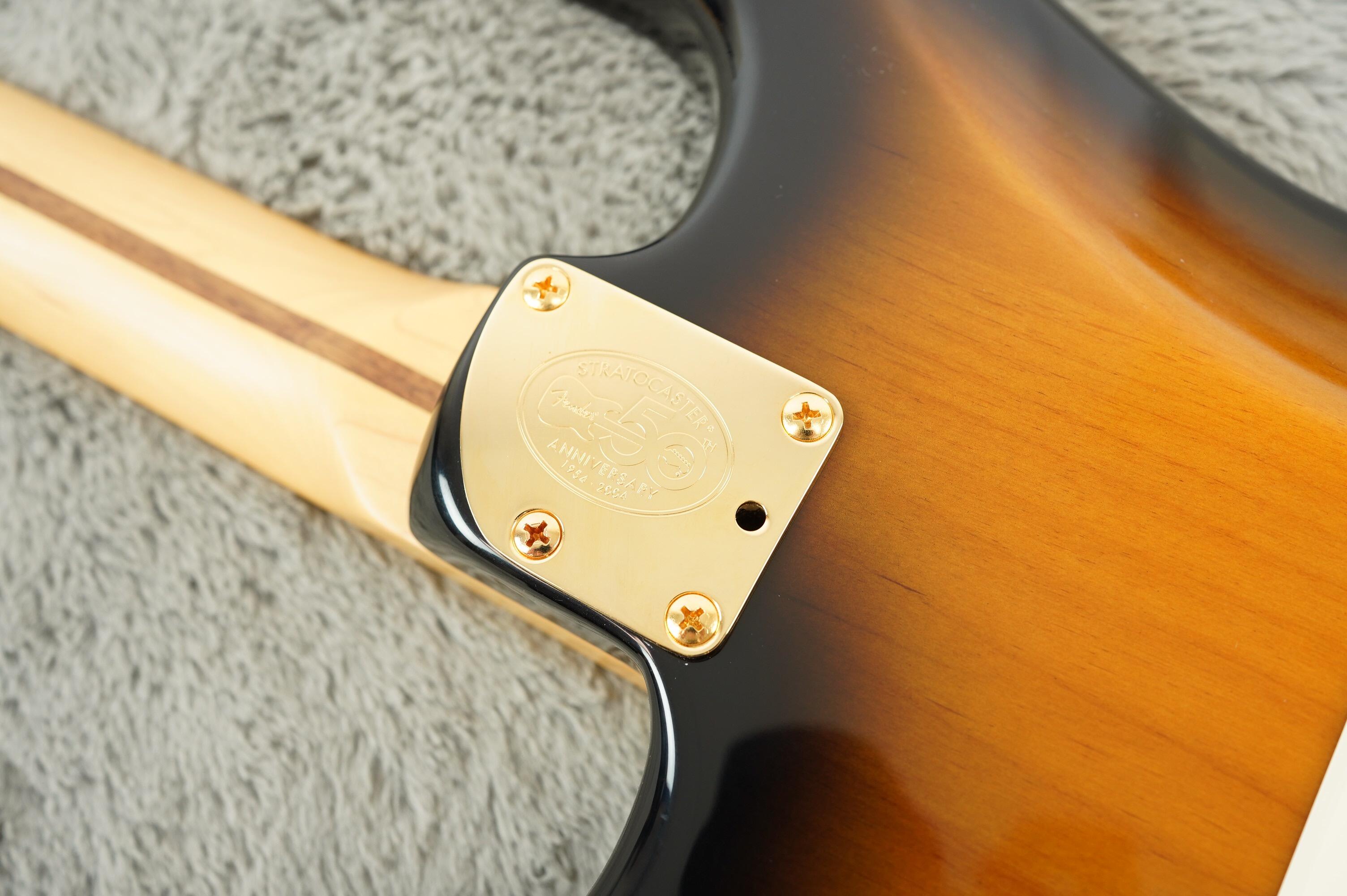 2004 Fender 50th Anniversary Deluxe Stratocaster Sunburst