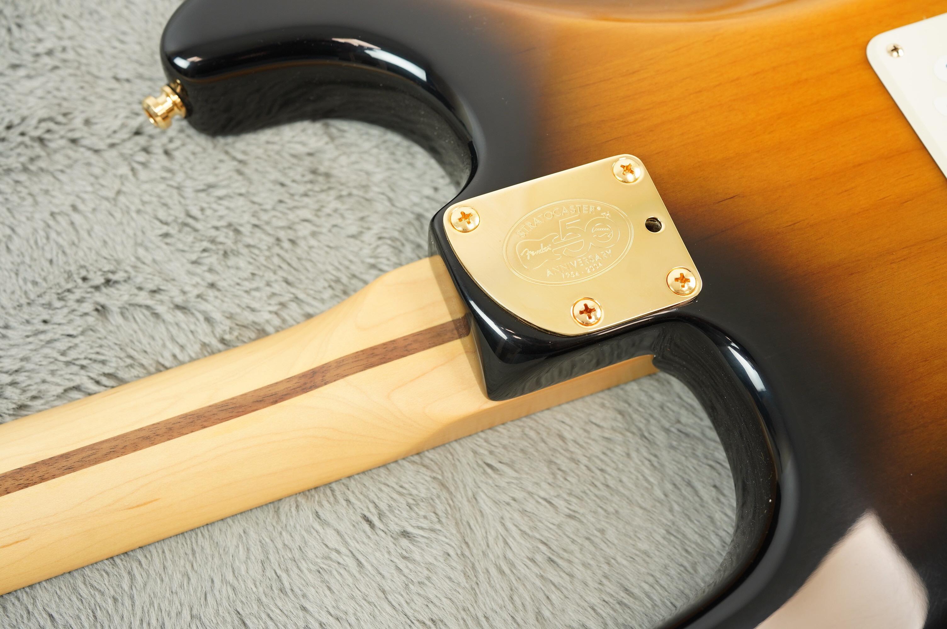 2004 Fender 50th Anniversary Deluxe Stratocaster Sunburst