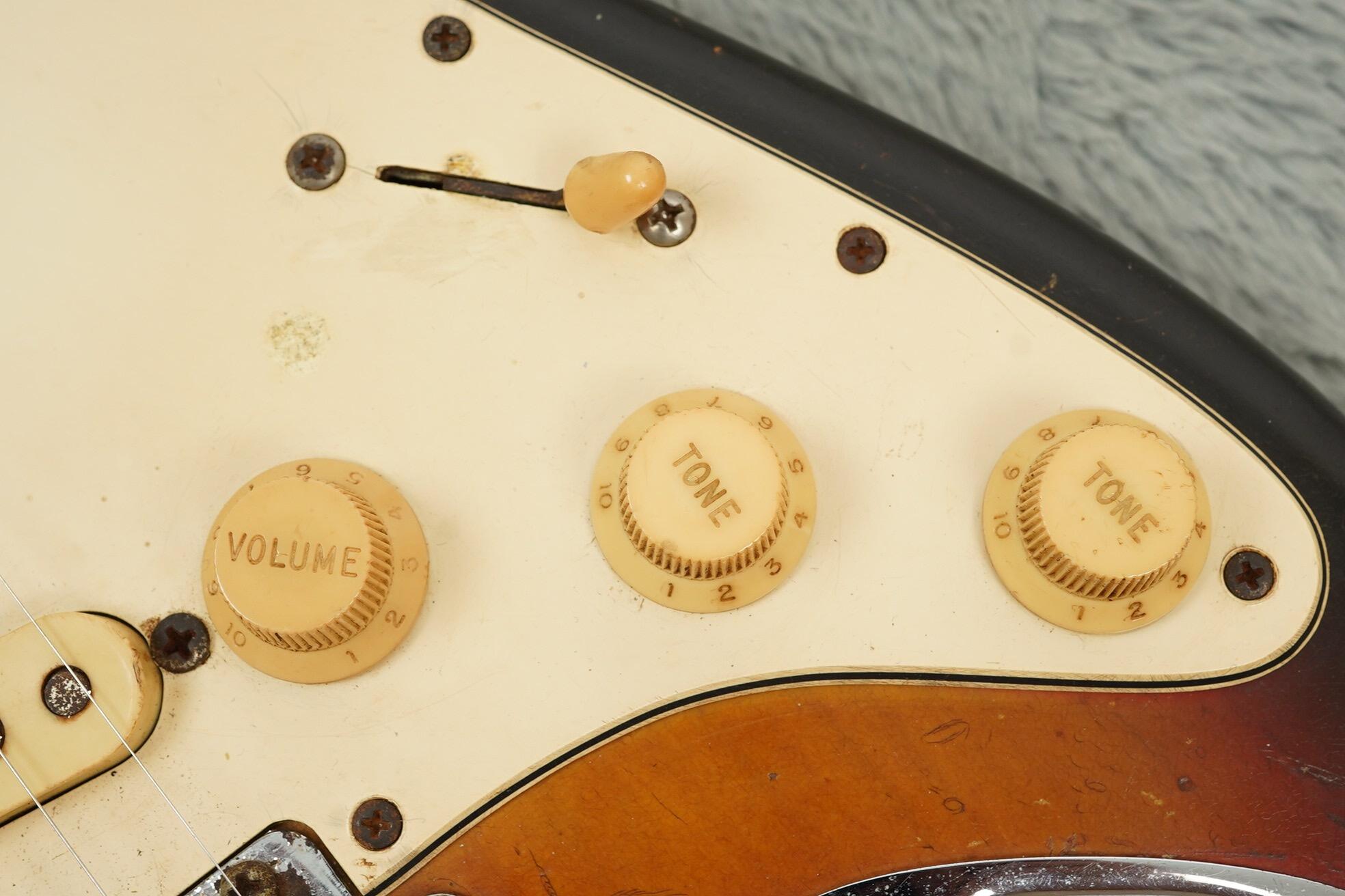 1966 Fender Stratocaster, Sunburst
