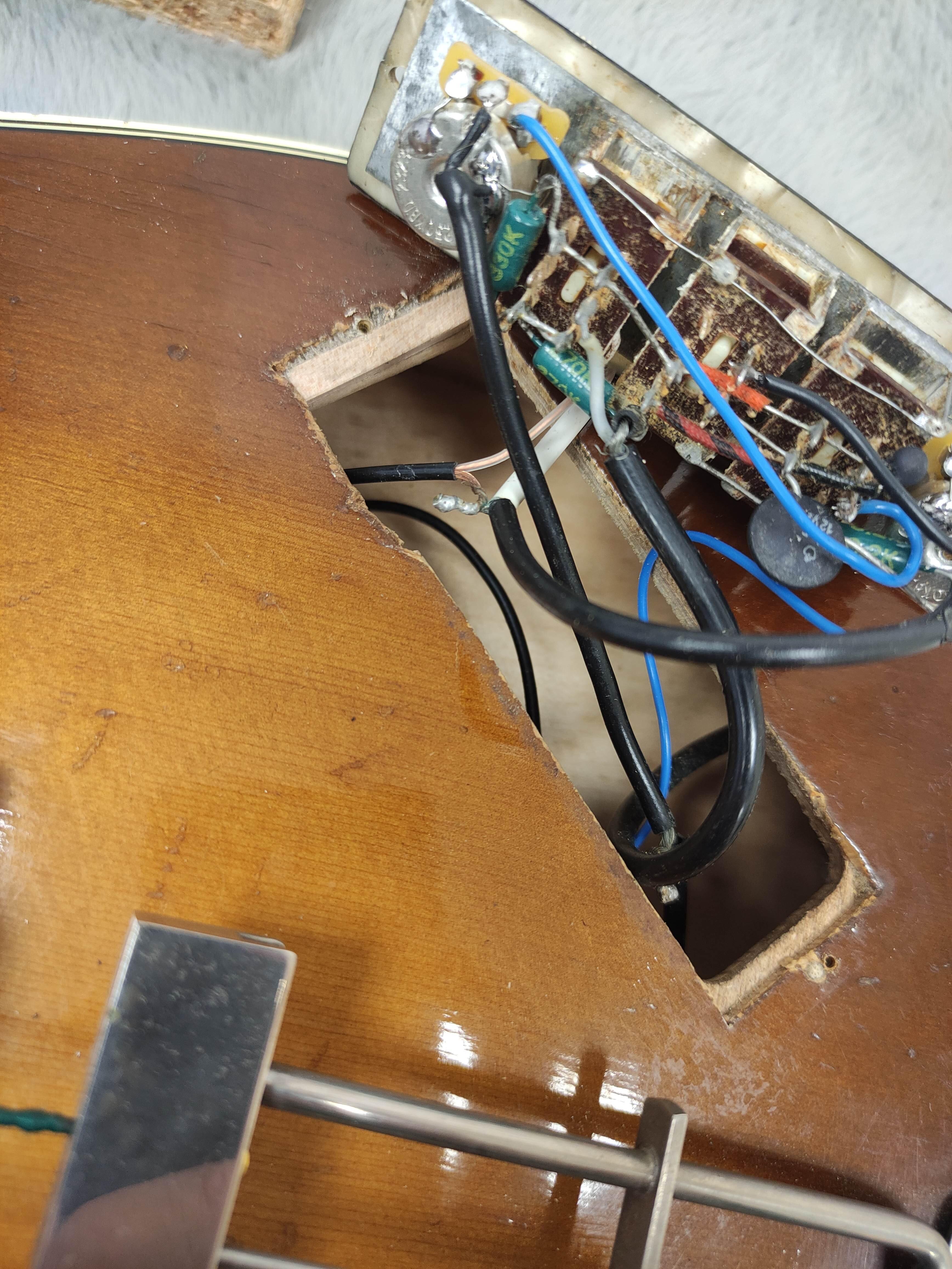 1963 Hofner 500/1 Violin Bass