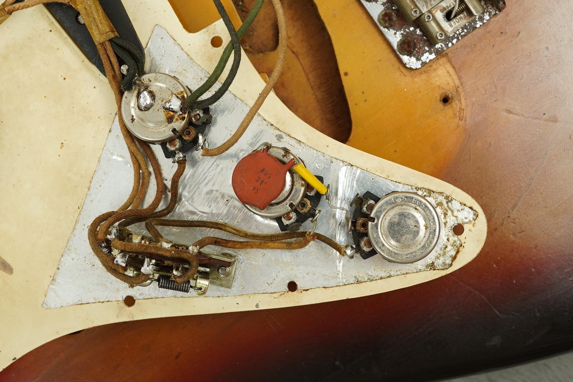 1966 Fender Stratocaster, Sunburst
