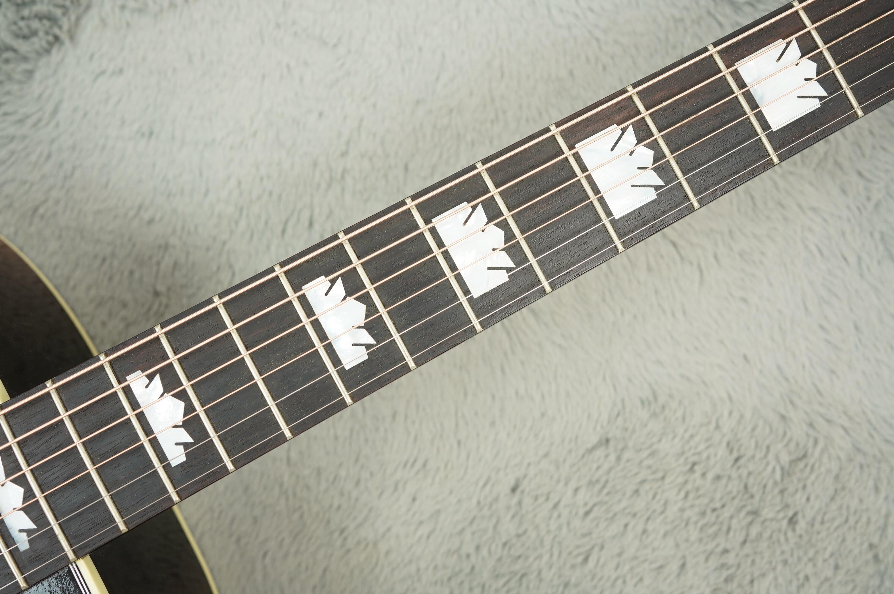 2021 Gibson J-150 ex Noel Gallagher