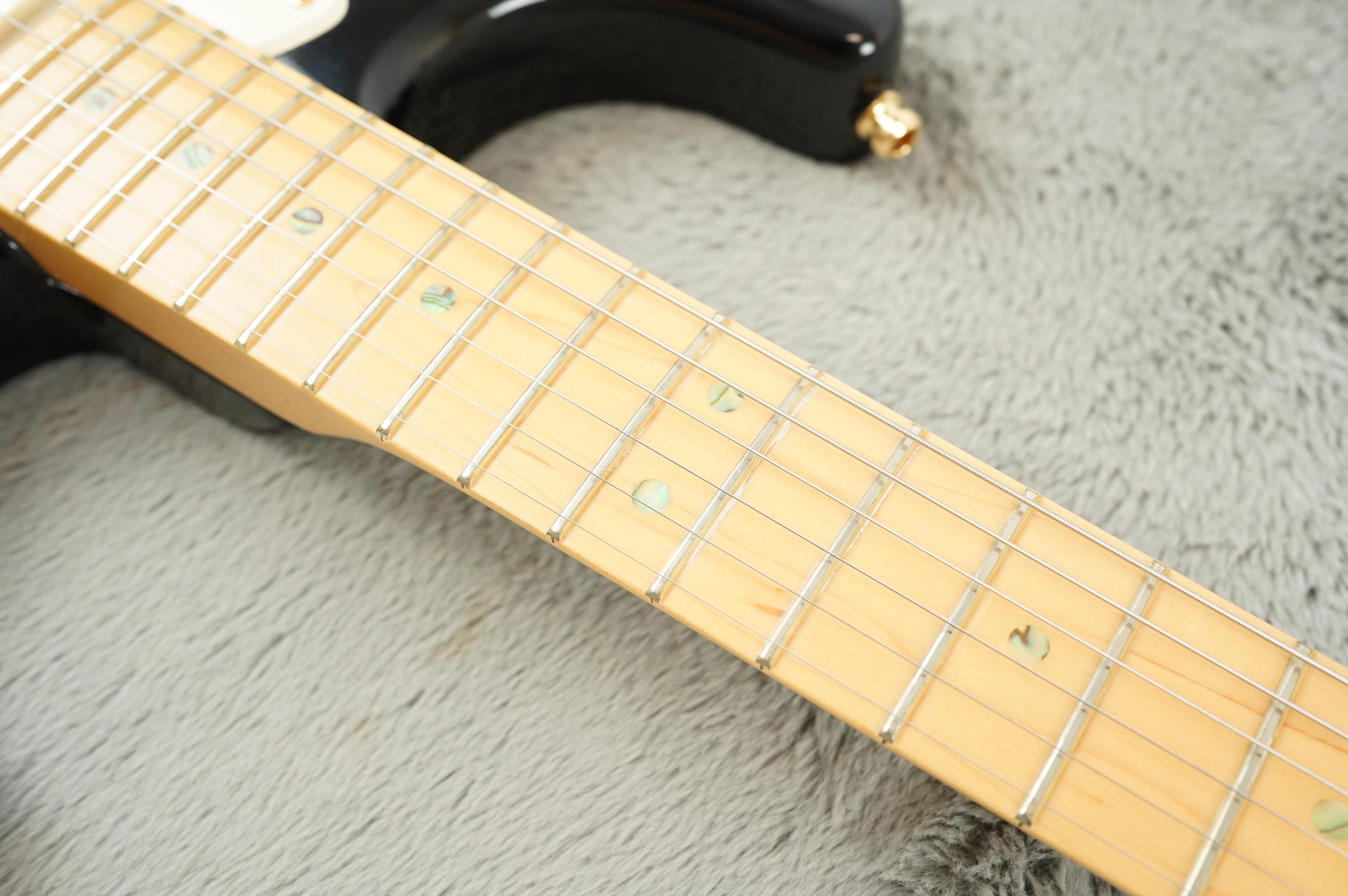 2004 Fender 50th Anniversary Deluxe Stratocaster Sunburst