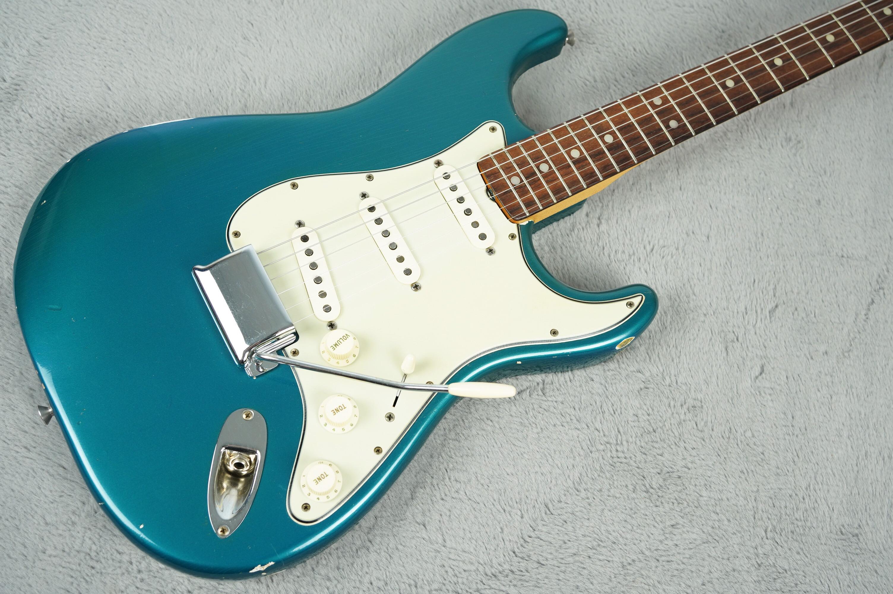 1965 Fender Stratocaster Lake Placid Blue