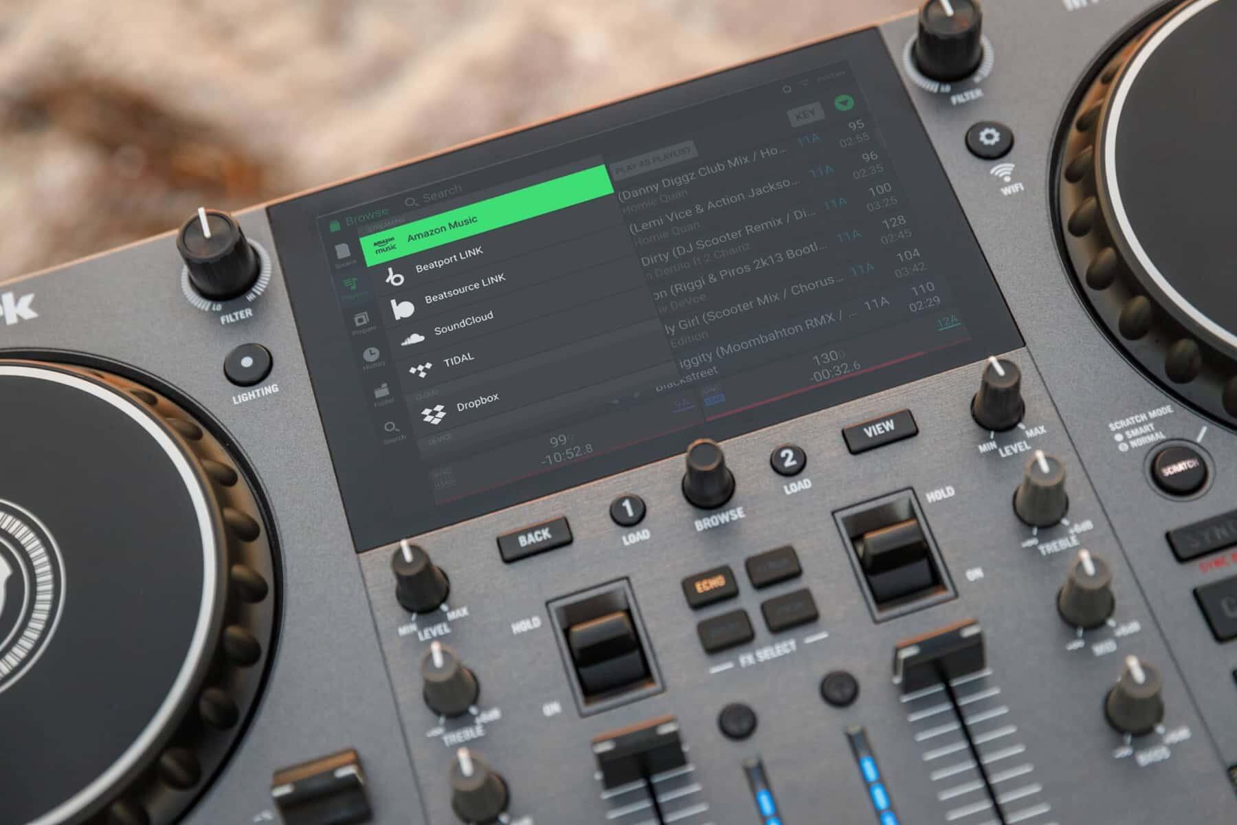 Numark Mixstream Pro Go lifestyle image 3