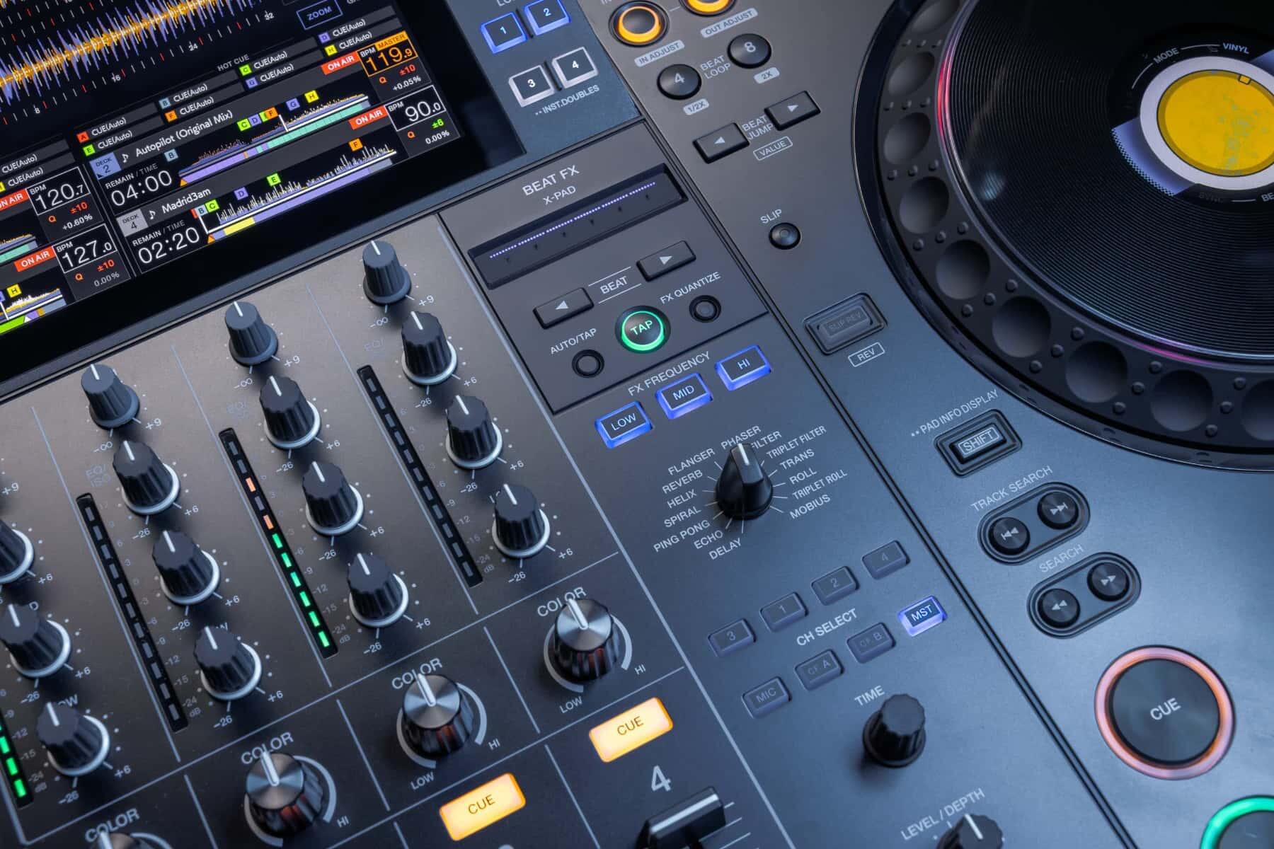 AlphaTheta XDJ-AZ Professional 4-deck all-in-one DJ system lifestyle image 4