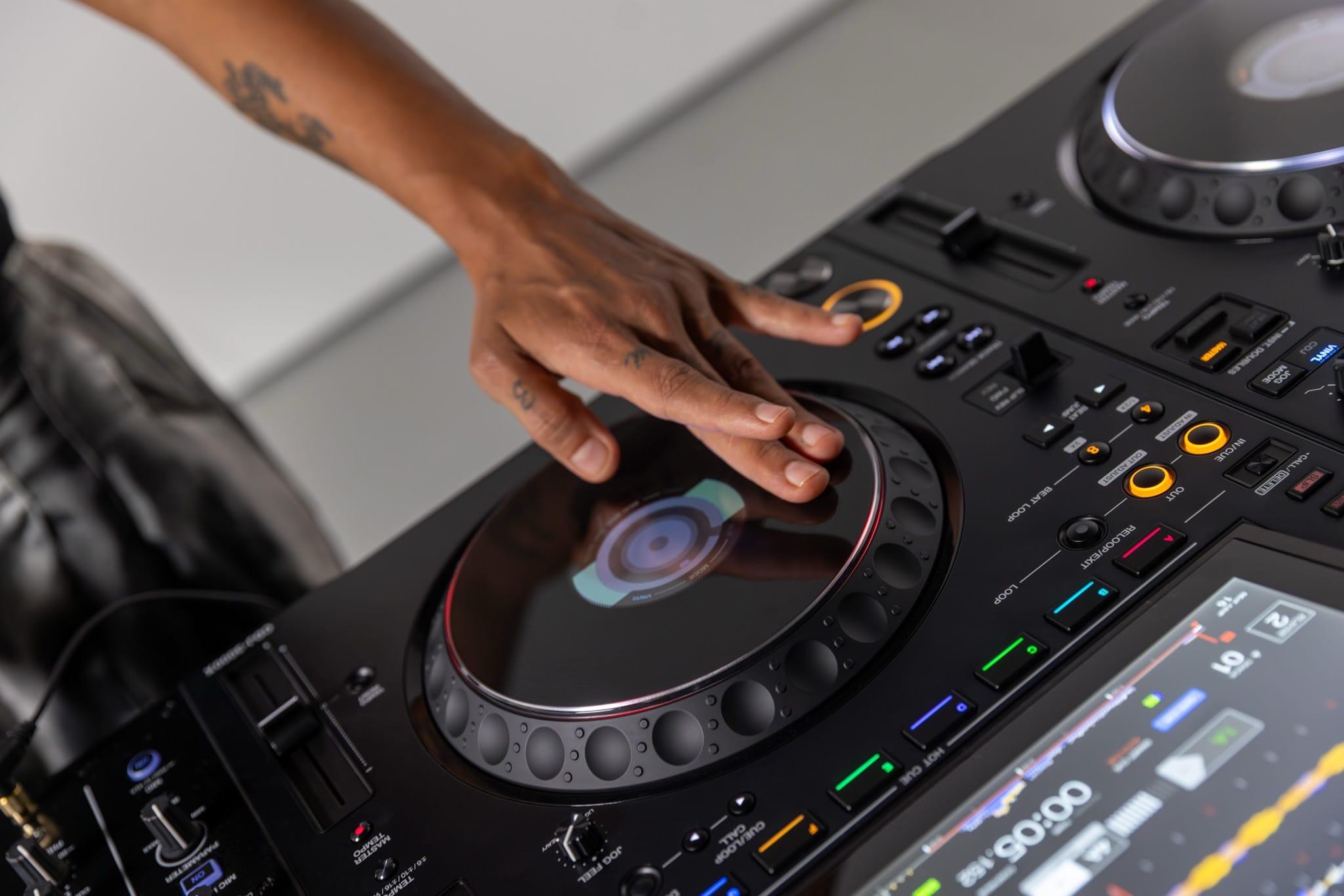 AlphaTheta CDJ-3000X jog wheel