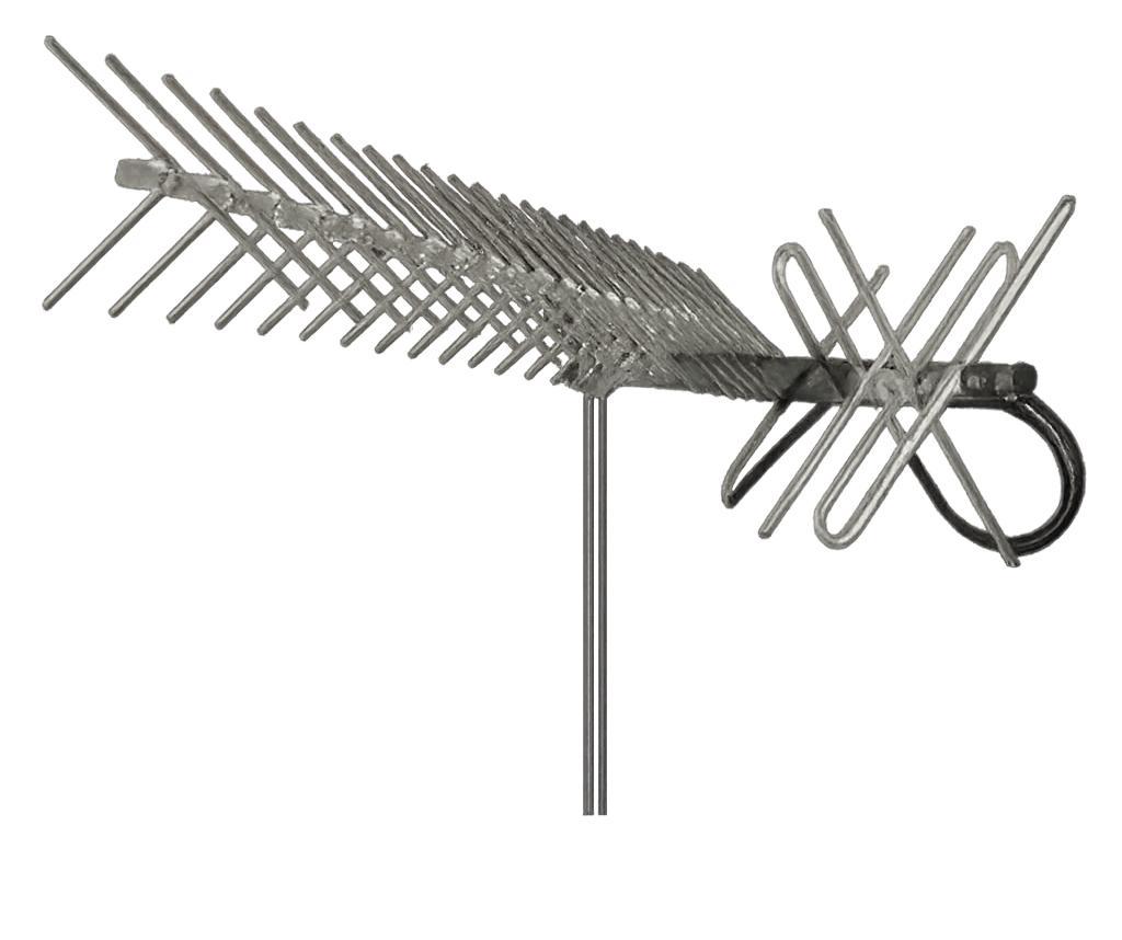 Radioworld UK WX7036 70cm Yagi antenna – dual 18-element array for UHF amateur radio, mounted on boom with folded dipole