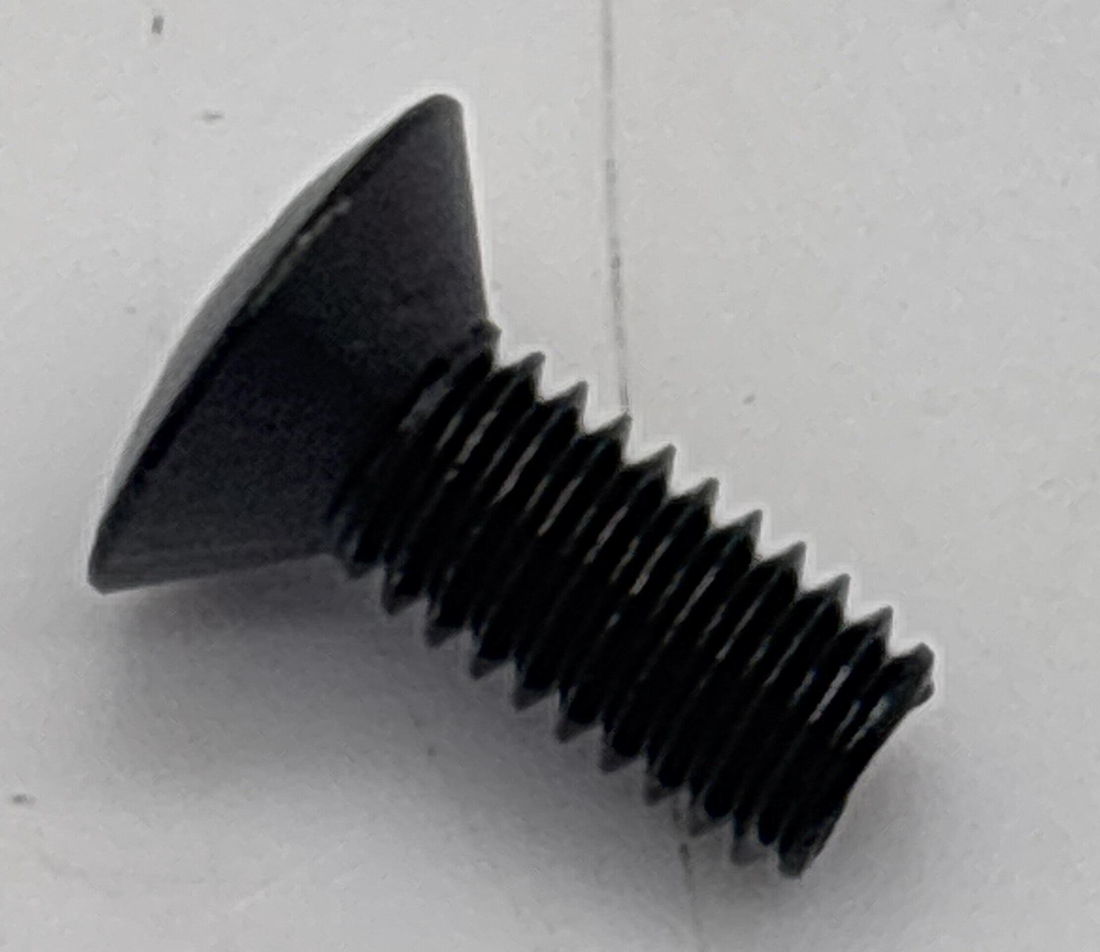 Yaesu U3146007 Oval Head Screw 6 mm FT‑847