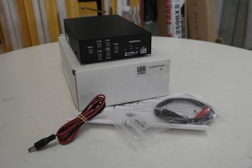 LDG Z-11Pro automatic antenna tuner front panel view