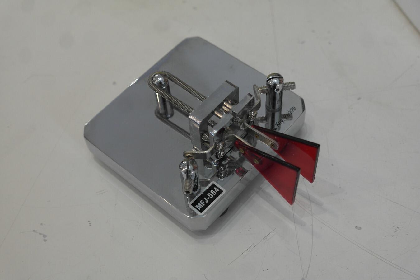Second hand MFJ-564 dual paddle CW key front view