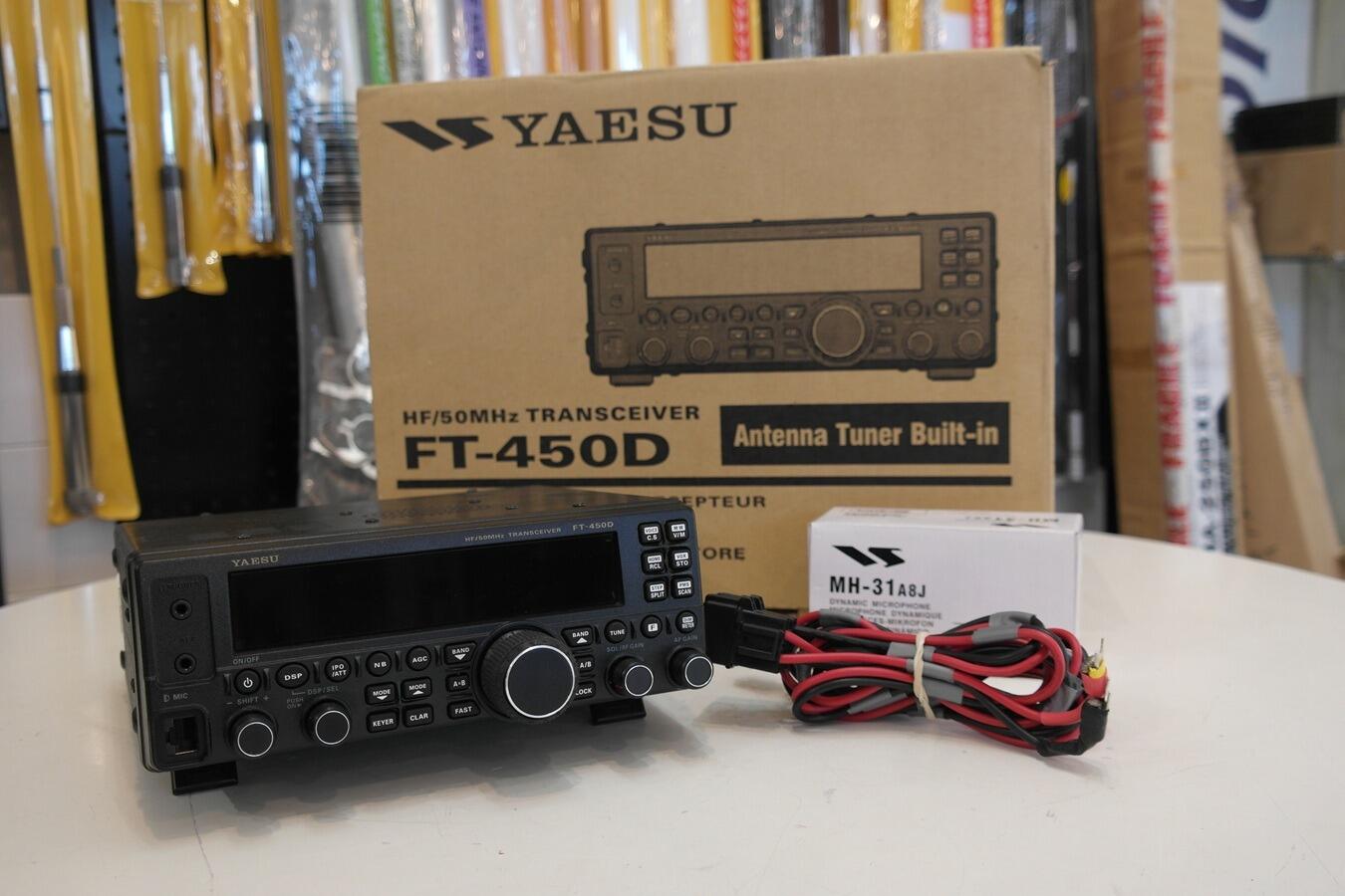 Yaesu FT-450D HF 50MHz transceiver with built-in ATU front view