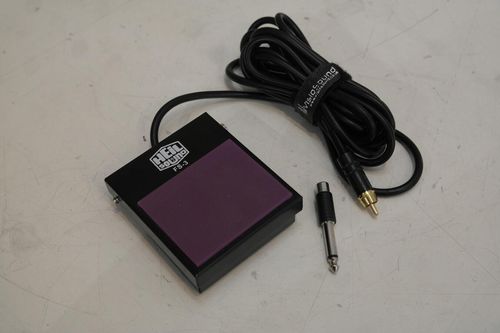 Heil FS-3 PTT foot switch with fitted RCA connector