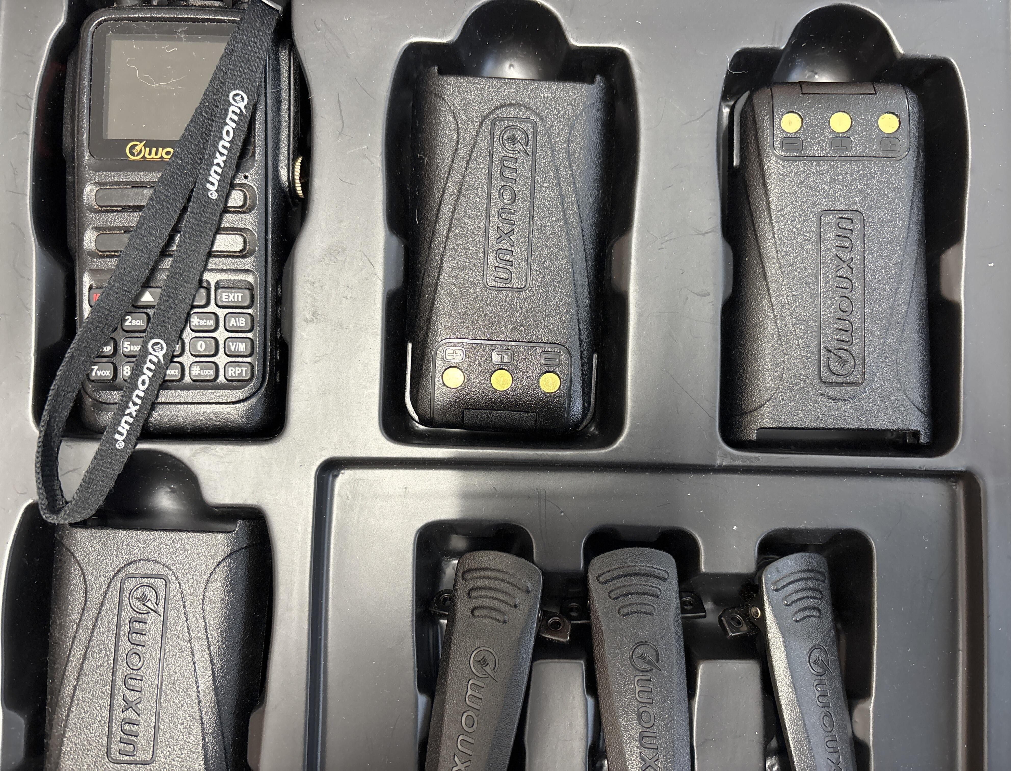 Wouxun KG‑UV8G dual‑band 144/70MHz handheld radio on white background – Radioworld UK