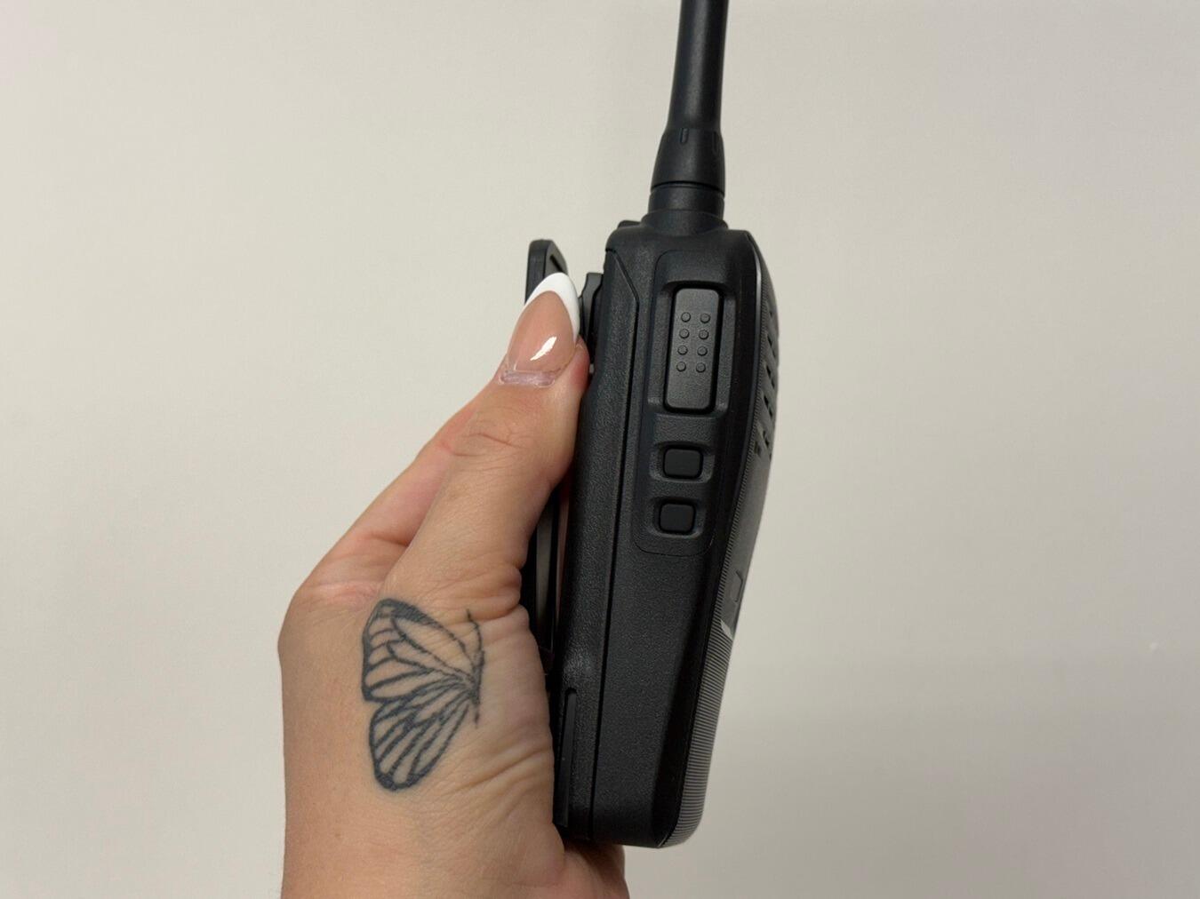 icom f1000 loud audio handheld