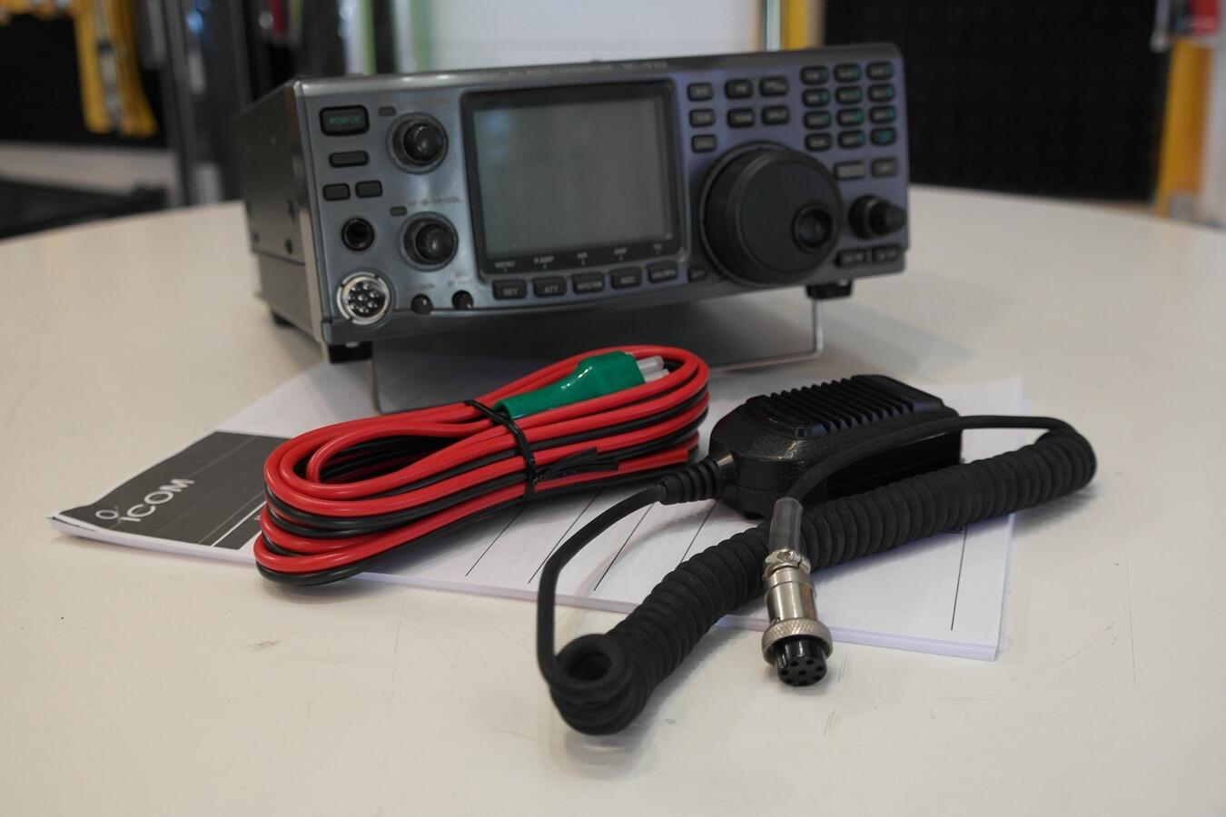 Icom IC-910H 2m 70cm base station transceiver second hand