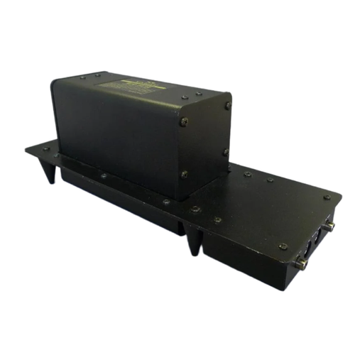 Yaesu RF µ‑Tune Mounting Kit – Mount Only (No MTU Unit Included)