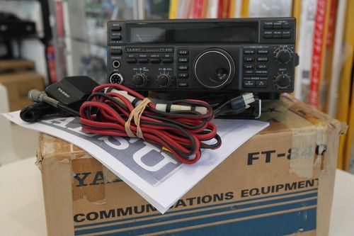Second Hand Yaesu FT-840 HF Transceiver With FM Fitted 1