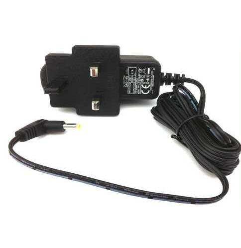 Yaesu SAD-11U AC adaptor, charger for Yaesu transceivers.
