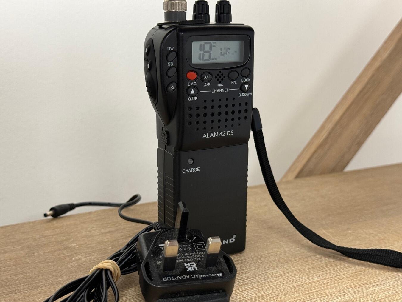Midland ALAN 42 DS 27 MHz handheld CB radio – Radioworld UK