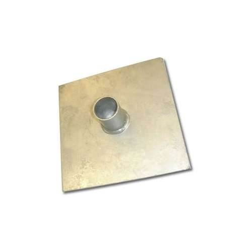 Mast base plate for pole mounting