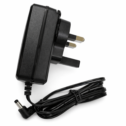 SAD-25U UK Charger is an essential accessory designed for the FT5DE, HX-890E, FTA models - Radioworld UK