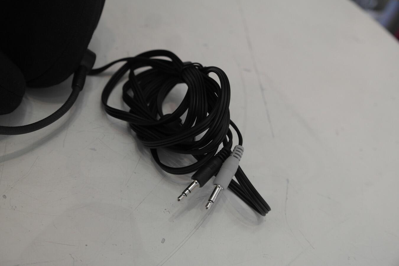 Heil Pro Set IC large dual-ear headphones and boom microphone