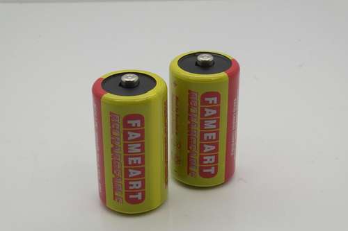 Fameart 1600mah 1.5v rechargeable c size battery "Old stock "
