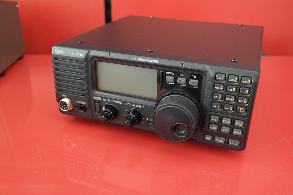 Radio BLU IC-718 / émetteur ondes courtes / 1,6 à 30 MHz