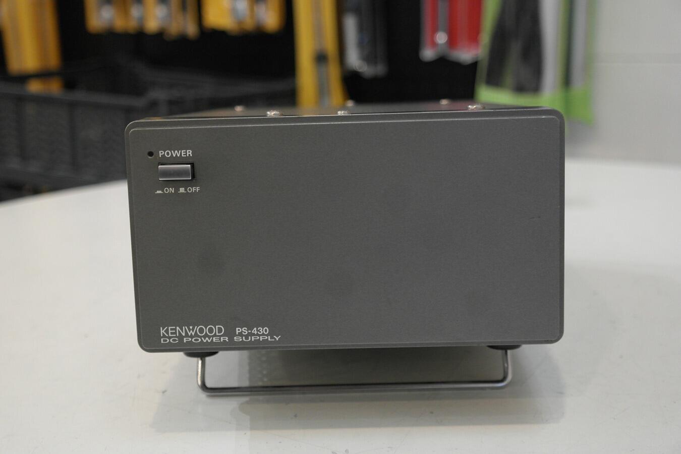 Kenwood PS-430 DC power unit front panel view