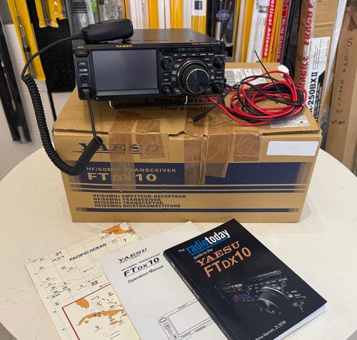 second hand yaesu ftdx10 hf sdr transceiver front panel