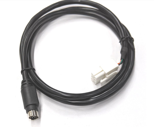 Image of LDG LC-106 - 36-inch interface cable designed to connect LDG antenna tuners to compatible Kenwood transceivers,