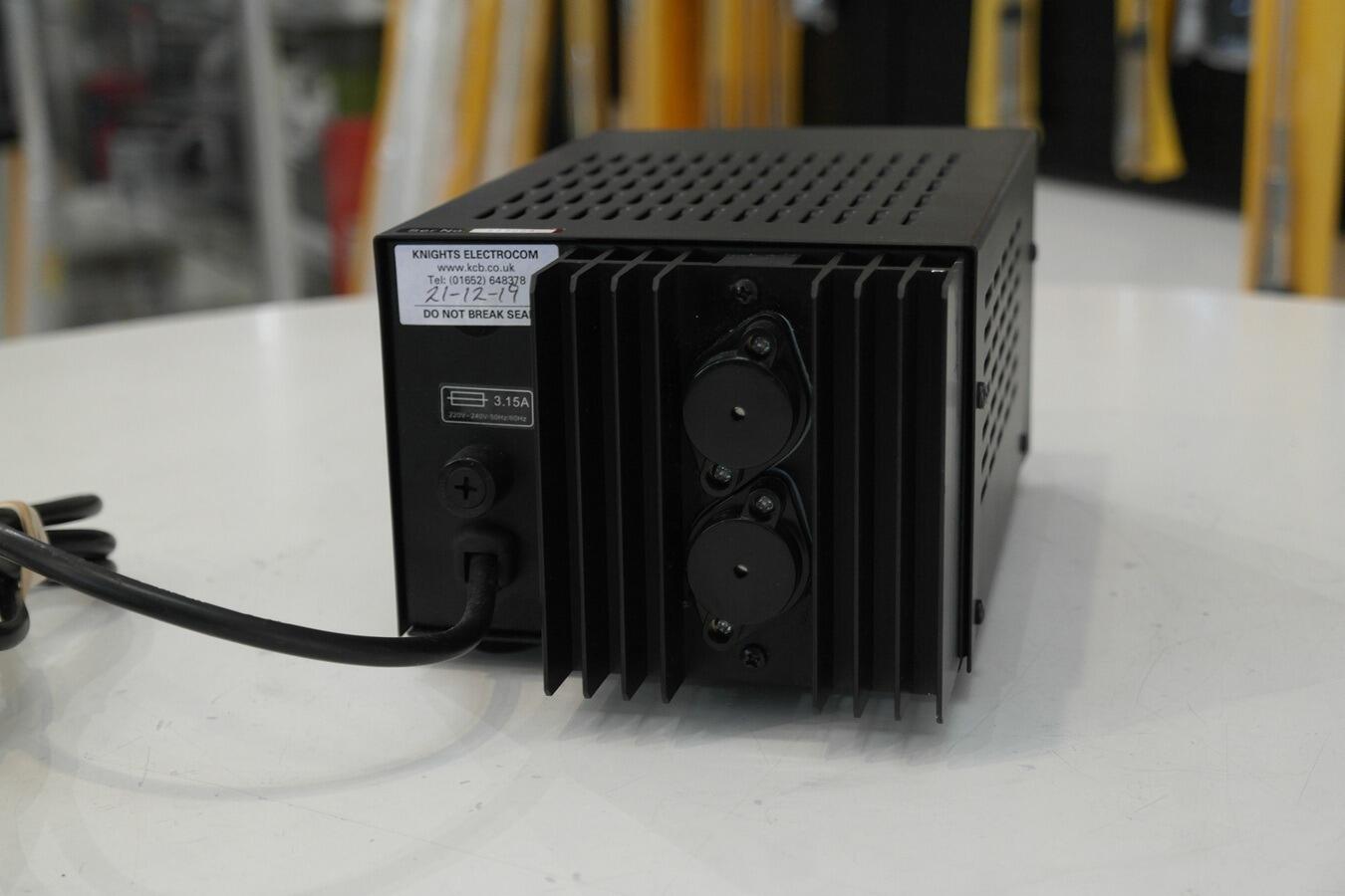 QJE QJ1863 rear power connections and cooling vents