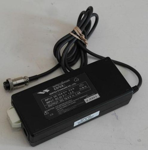 Second Hand Yaesu CD-24 Ni-MH Battery Charger Adaptor for FT897/D 1