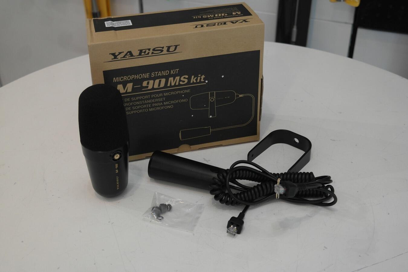 Yaesu M-90MS desktop microphone front view