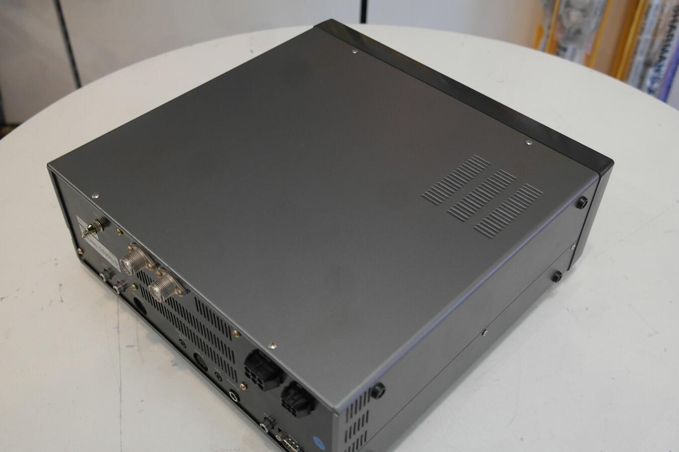 Second hand Kenwood TS-870SAT amateur radio Radioworld