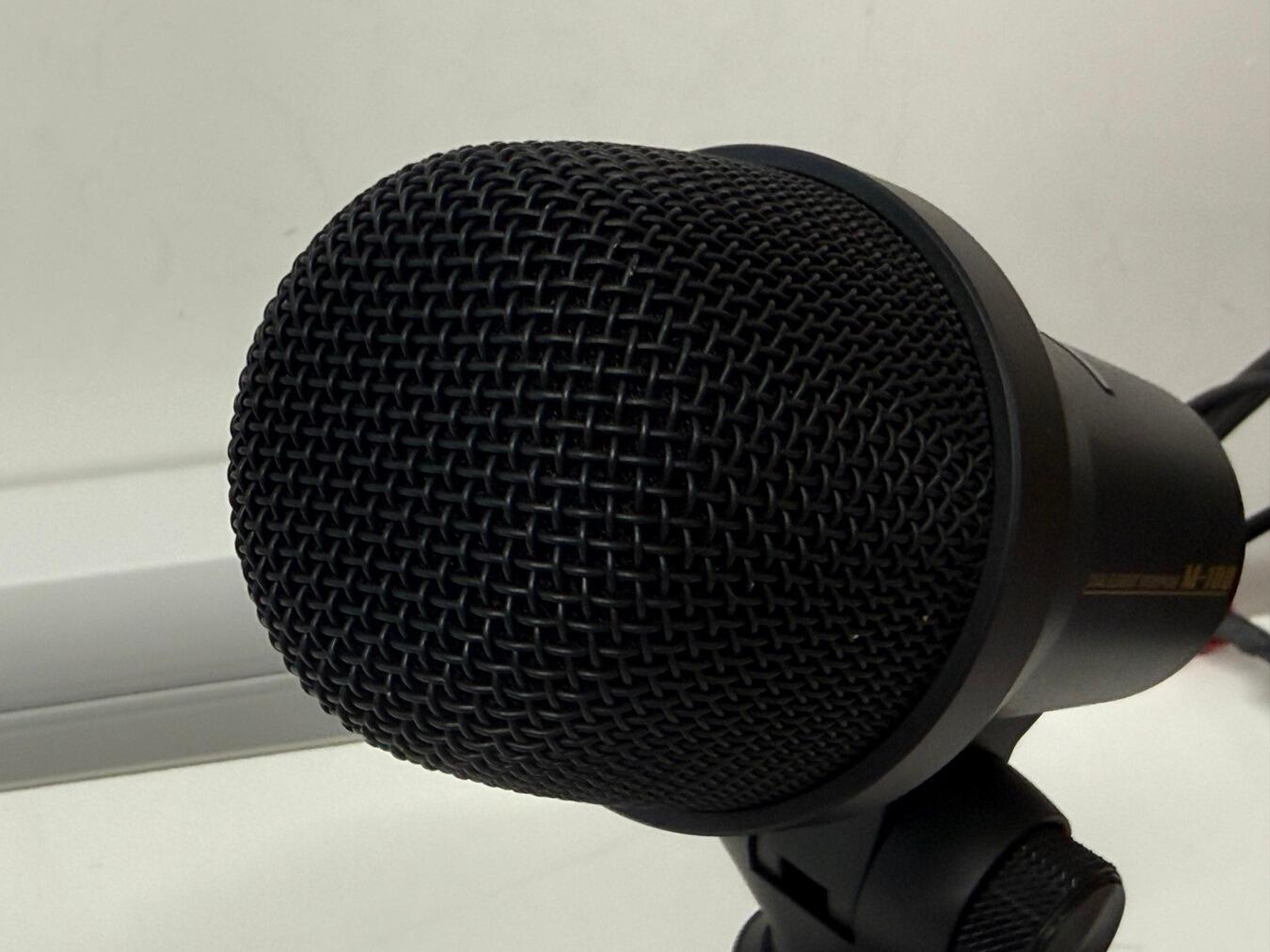 Used Yaesu M‑100 Broadcast Microphone